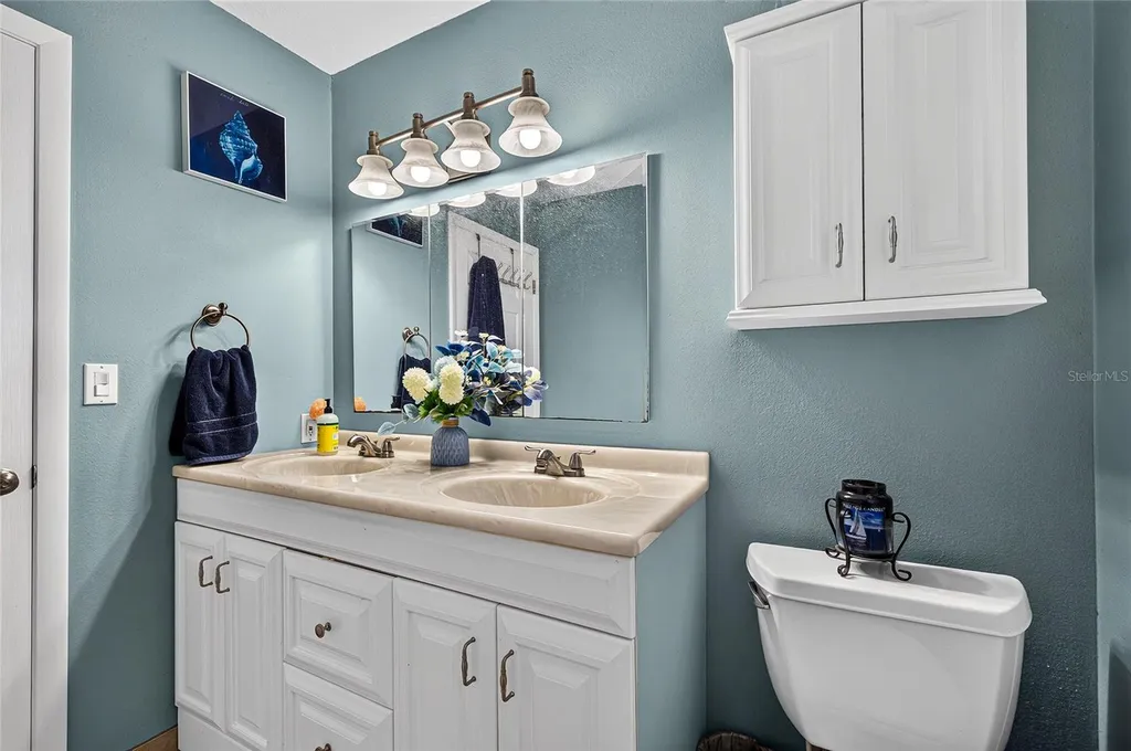 895 E Baffin Drive Venice FL 34293