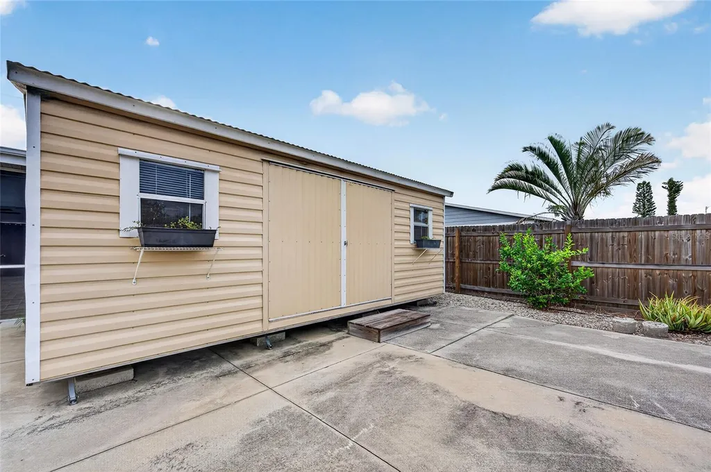 895 E Baffin Drive Venice FL 34293
