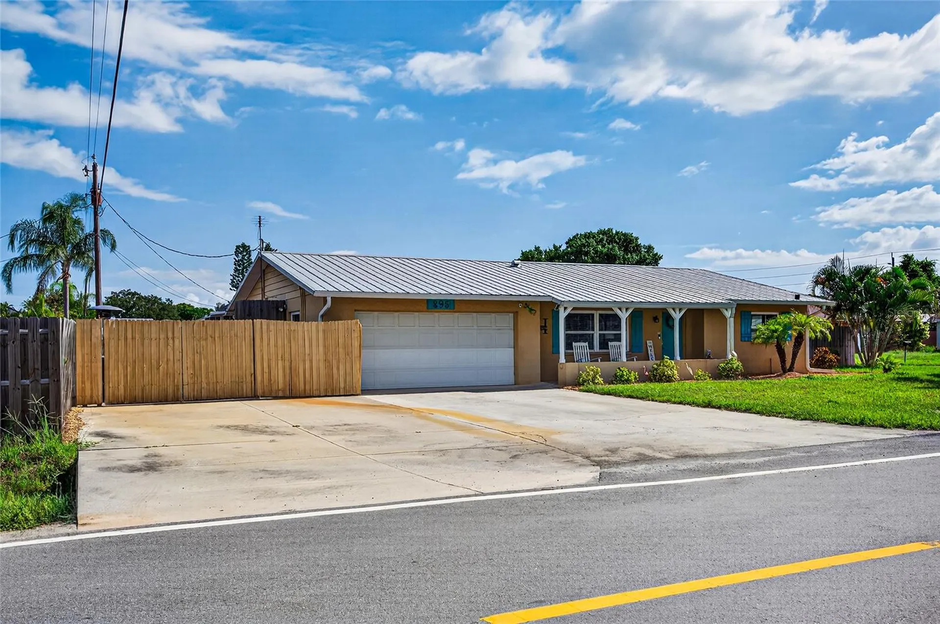 895 E Baffin Drive Venice FL 34293