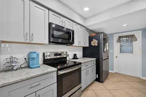 895 E Baffin Drive Venice FL 34293