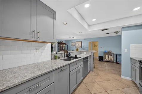 895 E Baffin Drive Venice FL 34293