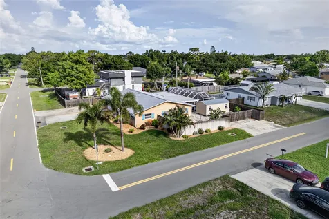 895 E Baffin Drive Venice FL 34293