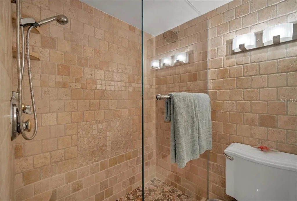 5231 Lake Village Drive Sarasota FL 34235