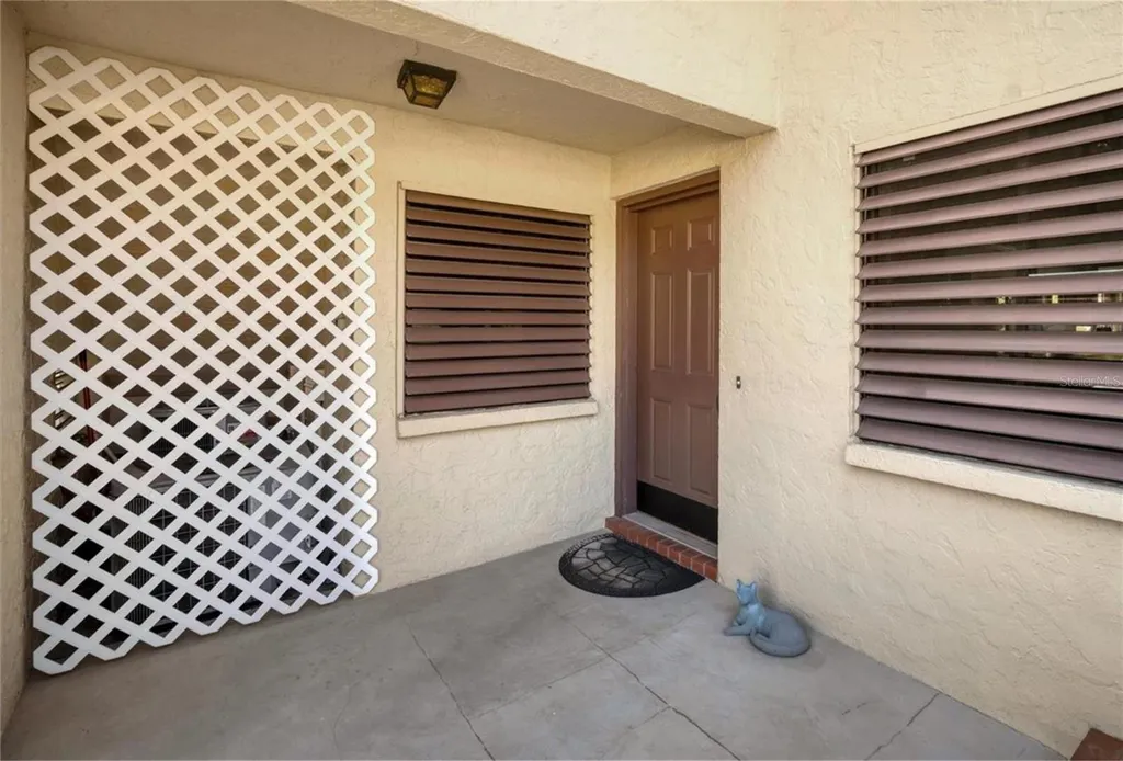 5231 Lake Village Drive Sarasota FL 34235