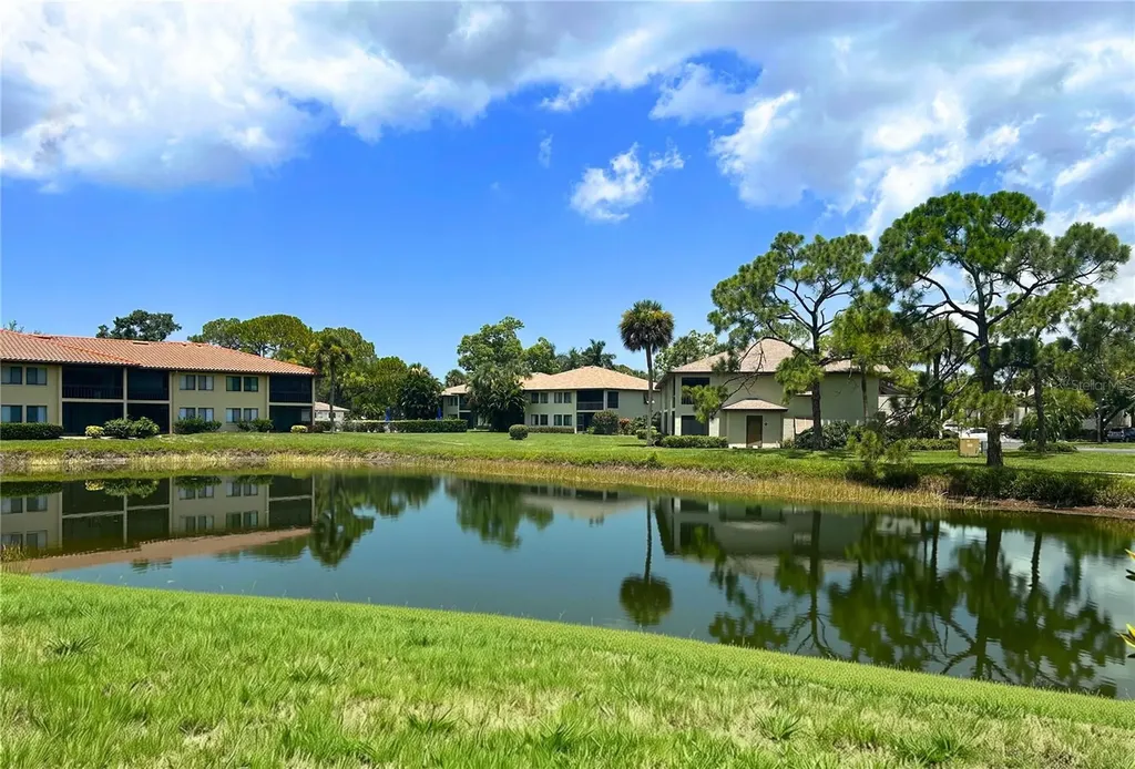 5231 Lake Village Drive Sarasota FL 34235
