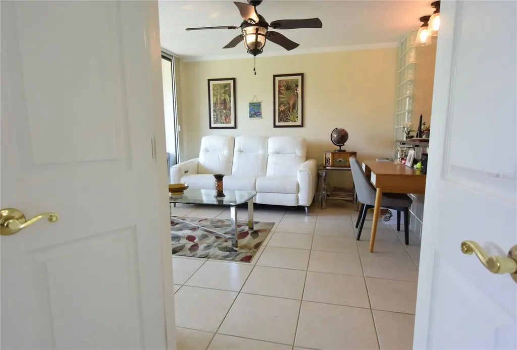 5231 Lake Village Drive Sarasota FL 34235