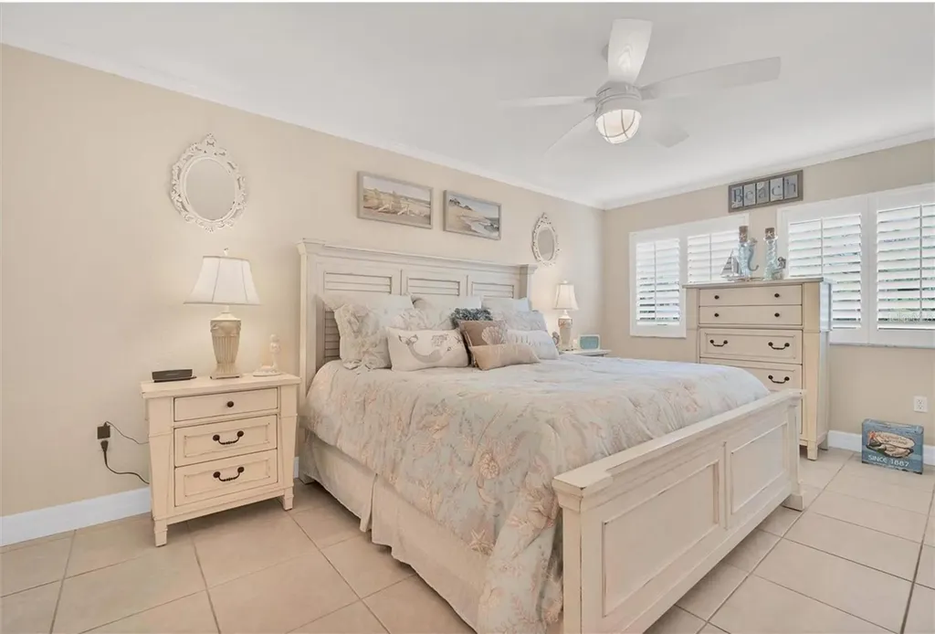 5231 Lake Village Drive Sarasota FL 34235