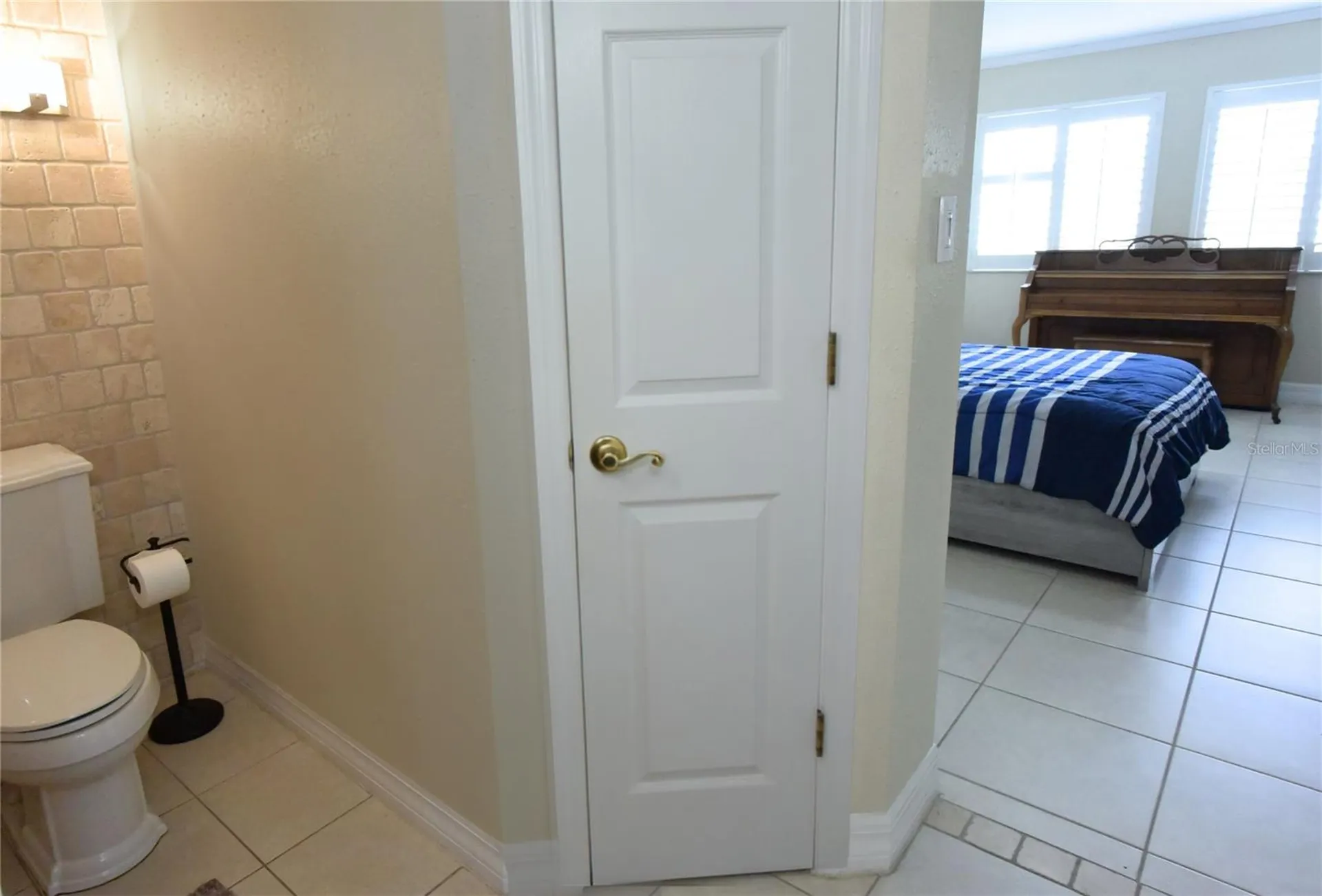 5231 Lake Village Drive Sarasota FL 34235