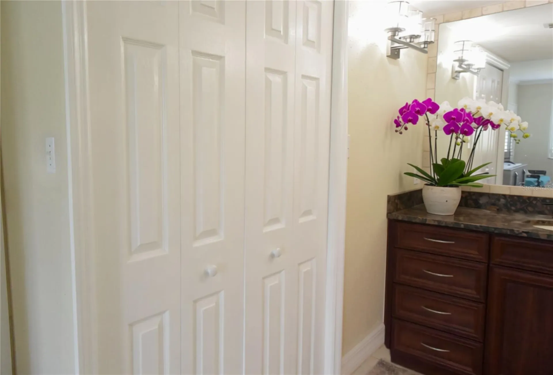 5231 Lake Village Drive Sarasota FL 34235