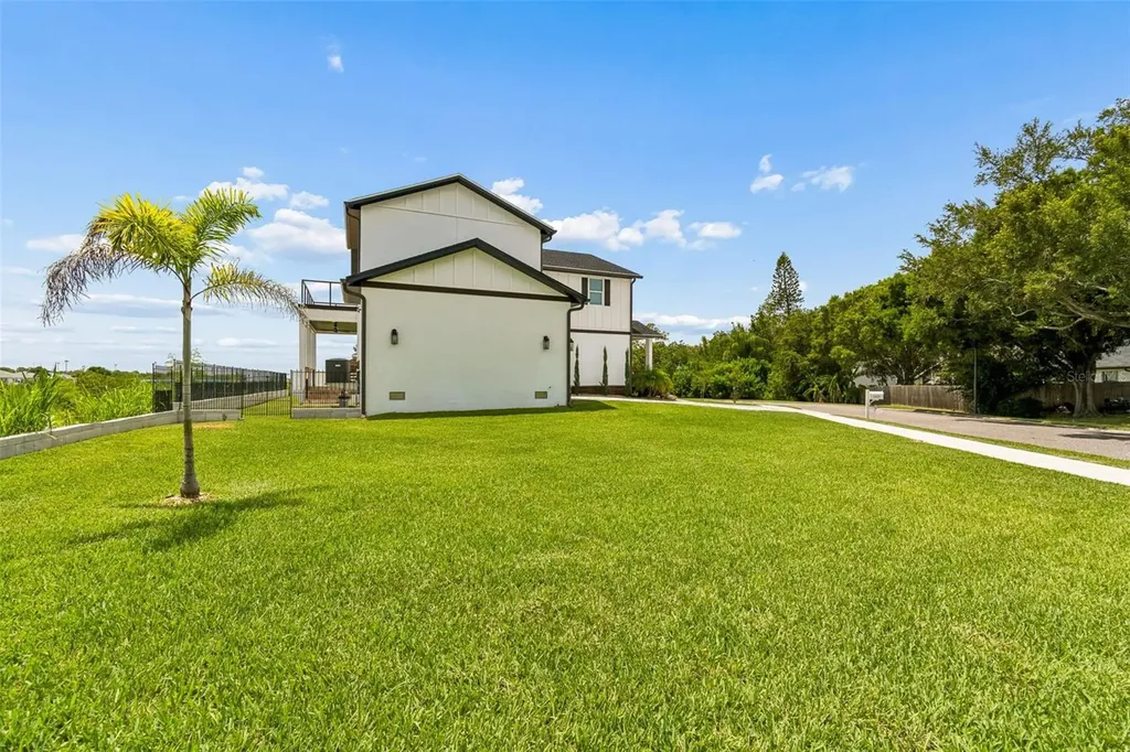 3426 Channelside Court Safety Harbor FL 34695