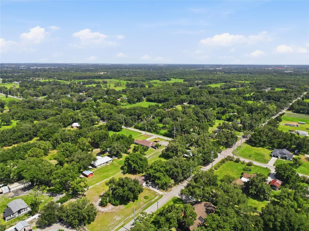 2709 W Sam Allen Road Plant City FL 33565