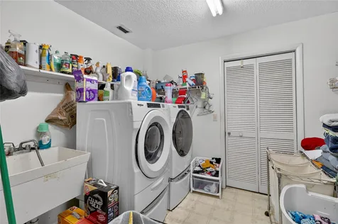 2709 W Sam Allen Road Plant City FL 33565