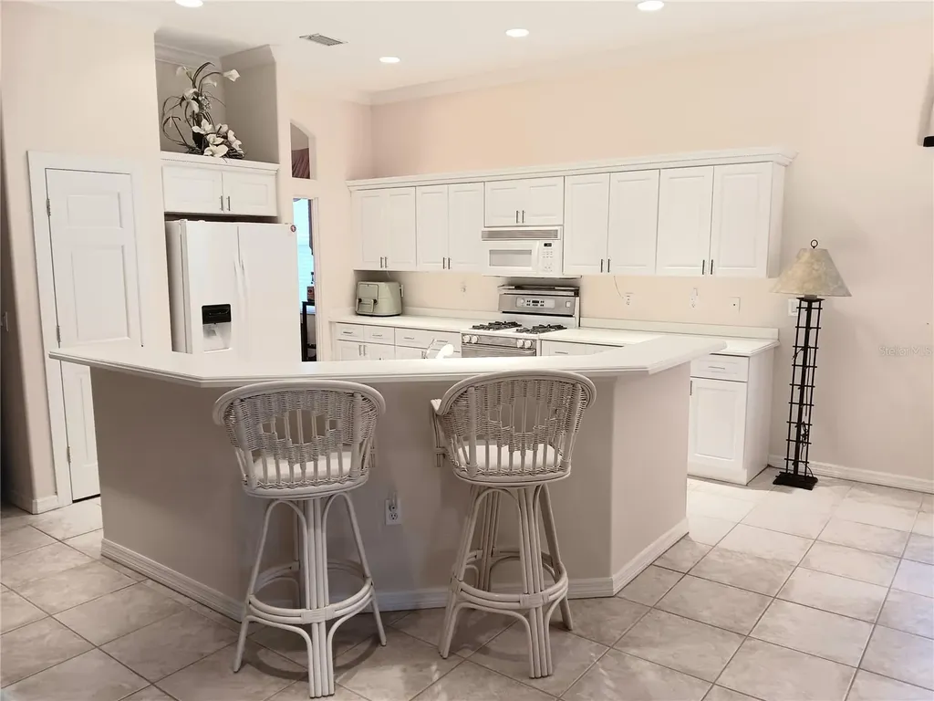 6828 Winslow Street Sarasota FL 34243