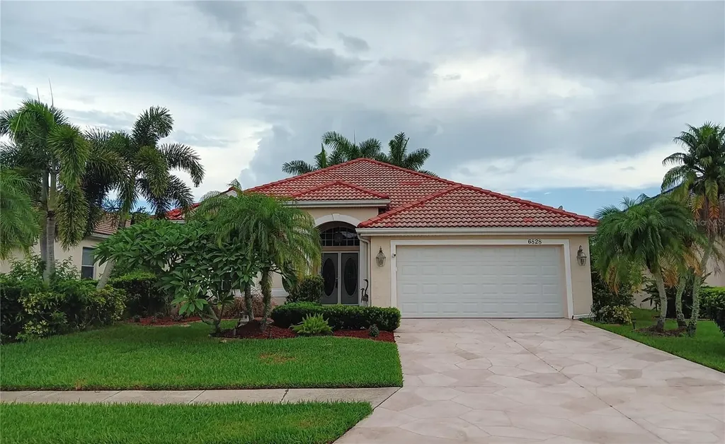 6828 Winslow Street Sarasota FL 34243