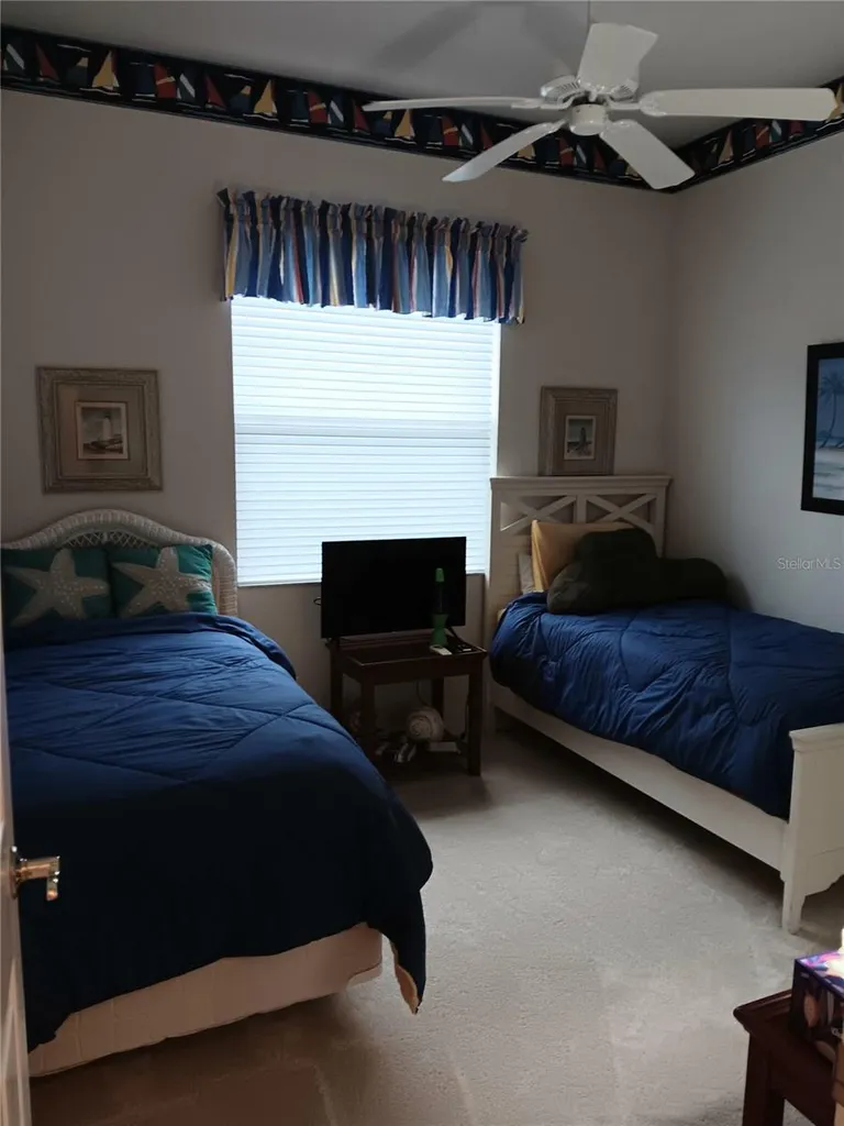 6828 Winslow Street Sarasota FL 34243
