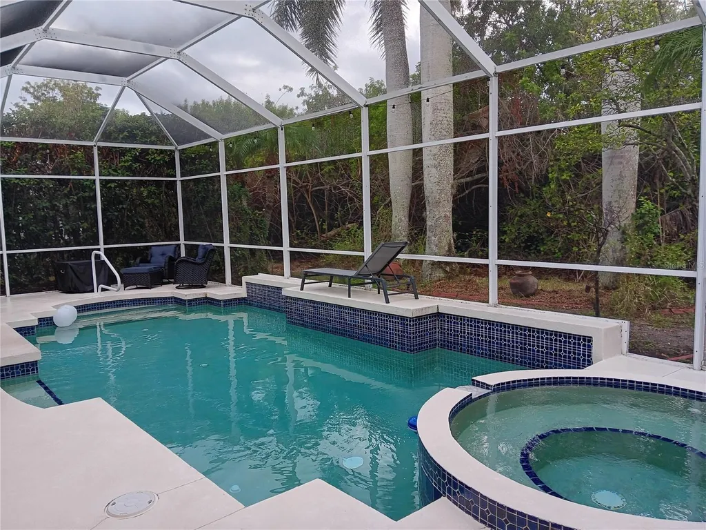 6828 Winslow Street Sarasota FL 34243