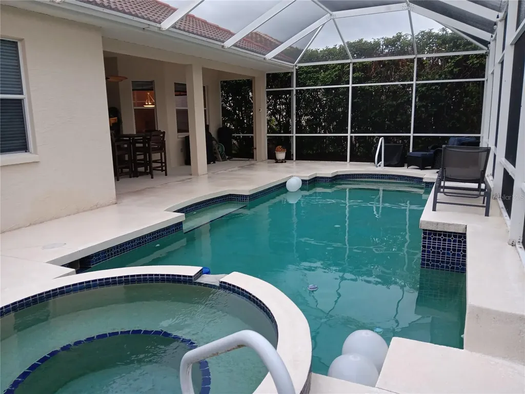 6828 Winslow Street Sarasota FL 34243