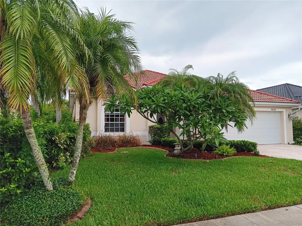 6828 Winslow Street Sarasota FL 34243