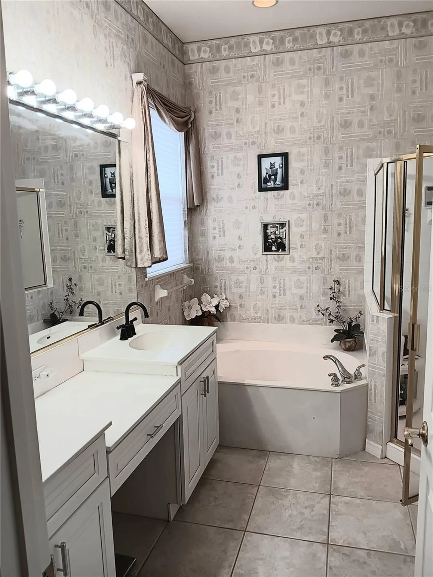 6828 Winslow Street Sarasota FL 34243