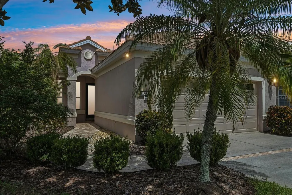 6288 Wingspan Way Bradenton FL 34203