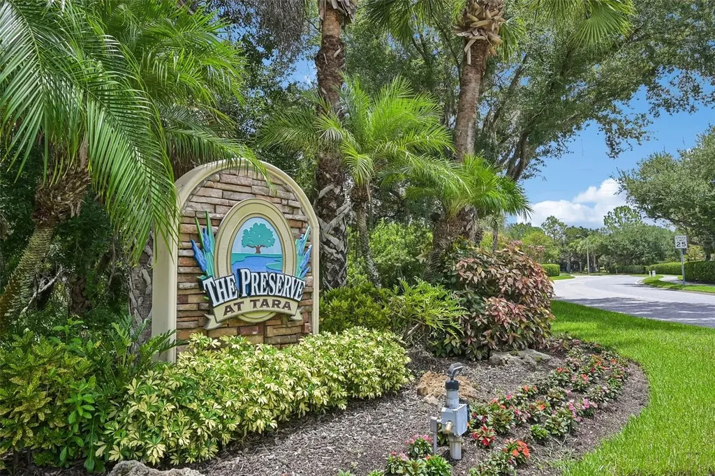 6288 Wingspan Way Bradenton FL 34203