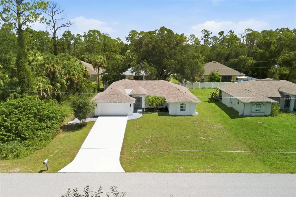 18174 Dickens Avenue Port Charlotte FL 33954