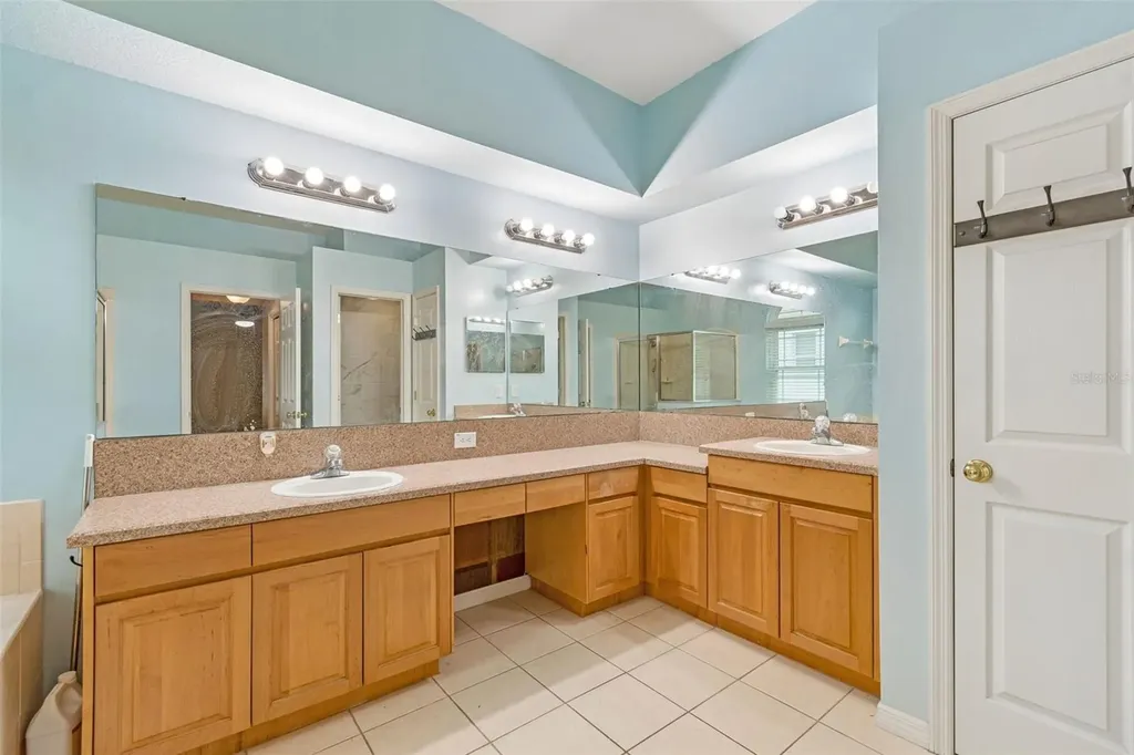 5737 Wynstone Lane Zephyrhills FL 33541