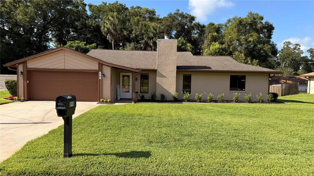 898 Crittenden Avenue Orange City FL 32763