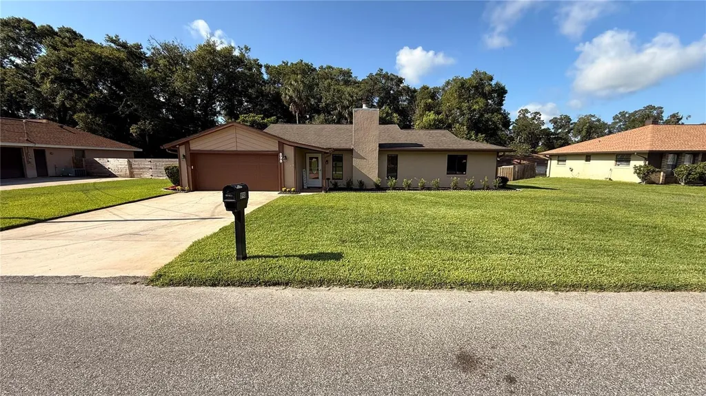 898 Crittenden Avenue Orange City FL 32763