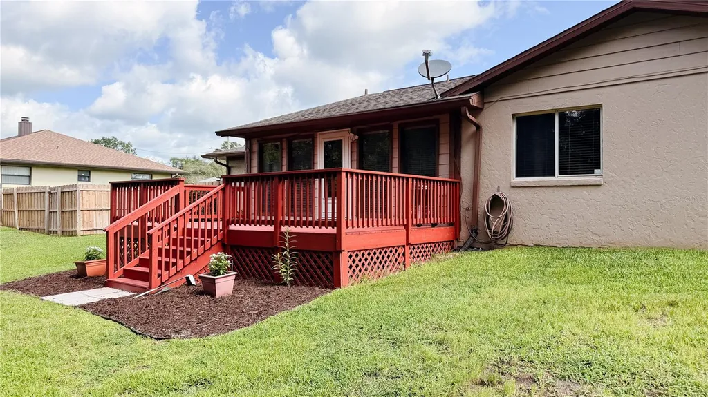898 Crittenden Avenue Orange City FL 32763