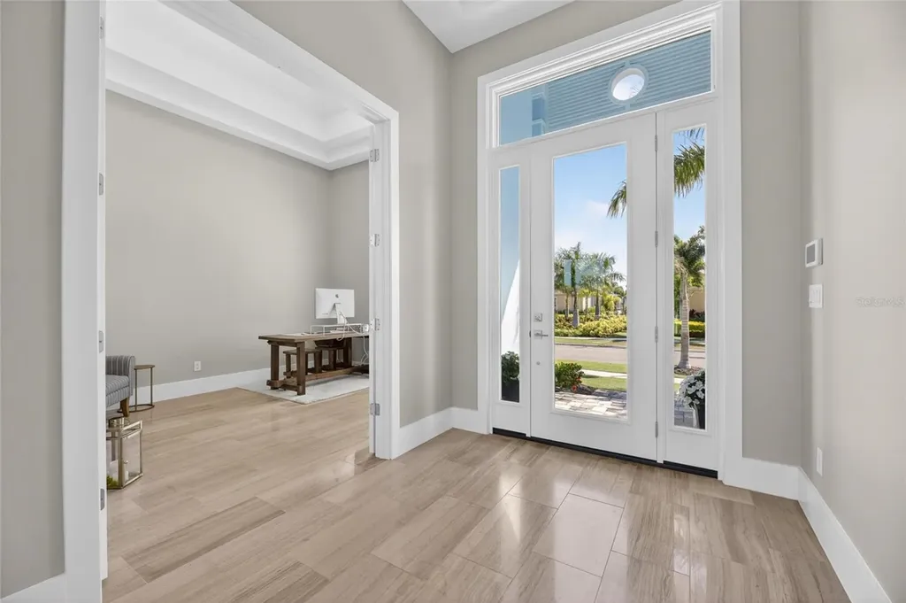 638 Manns Harbor Drive Apollo Beach FL 33572