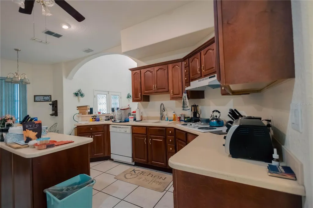 2266 Red Gate Road Orlando FL 32818
