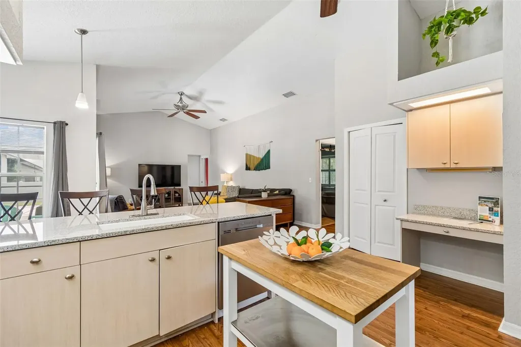 1776 Wood Thrush Way Palm Harbor FL 34683