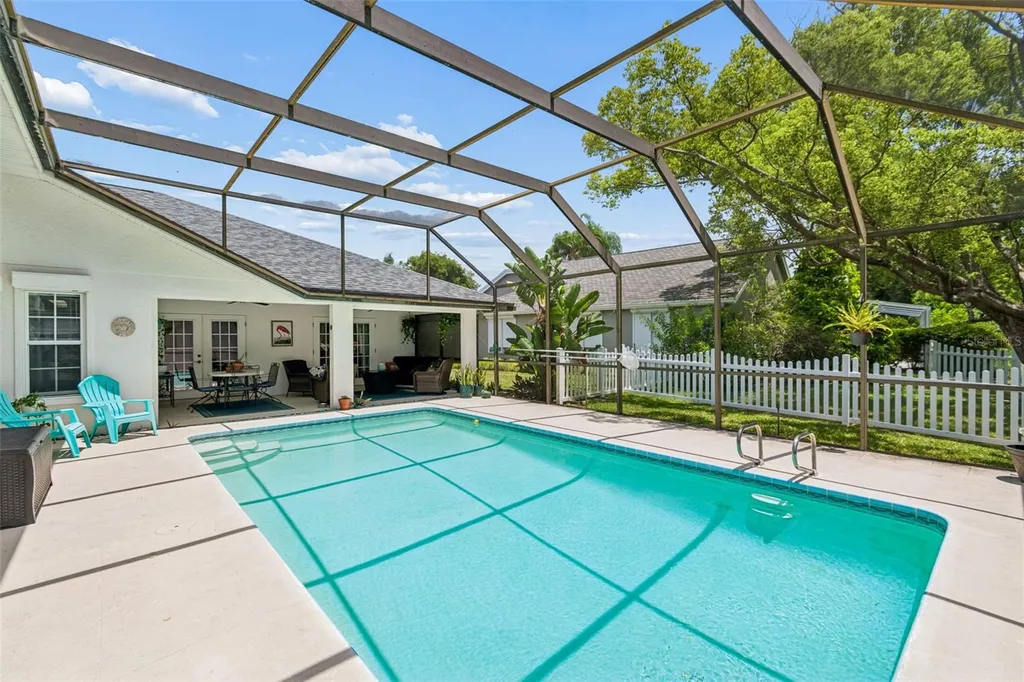 1776 Wood Thrush Way Palm Harbor FL 34683