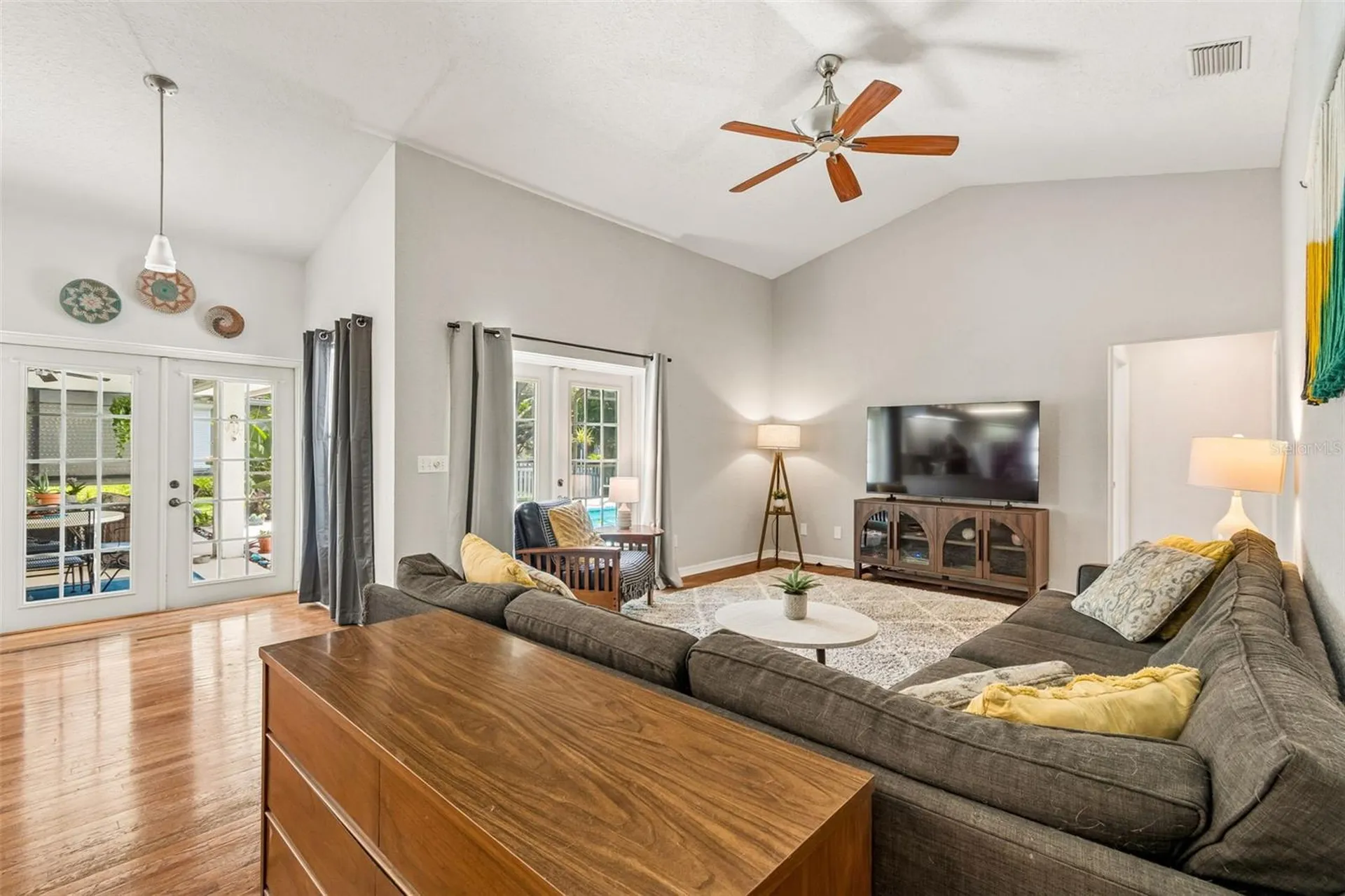 1776 Wood Thrush Way Palm Harbor FL 34683