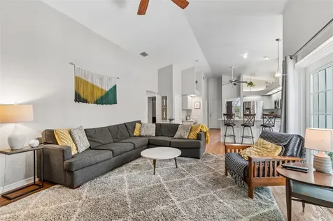 1776 Wood Thrush Way Palm Harbor FL 34683