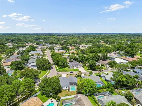 1776 Wood Thrush Way Palm Harbor FL 34683