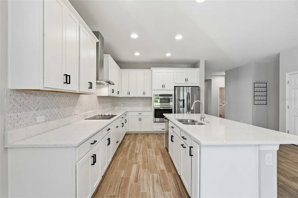 3590 Secret Stroll Drive Sarasota FL 34240