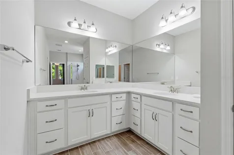 3590 Secret Stroll Drive Sarasota FL 34240