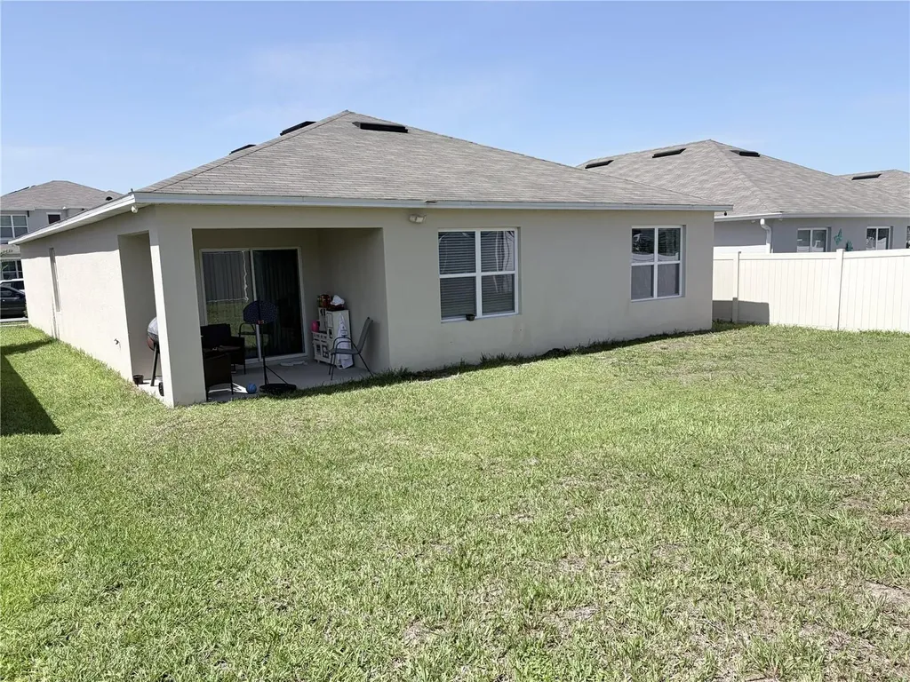 1270 Iguana Loop Davenport FL 33897