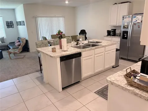 1270 Iguana Loop Davenport FL 33897