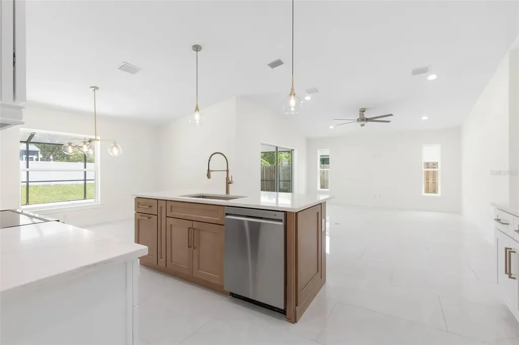 32 Federal Lane Palm Coast FL 32137