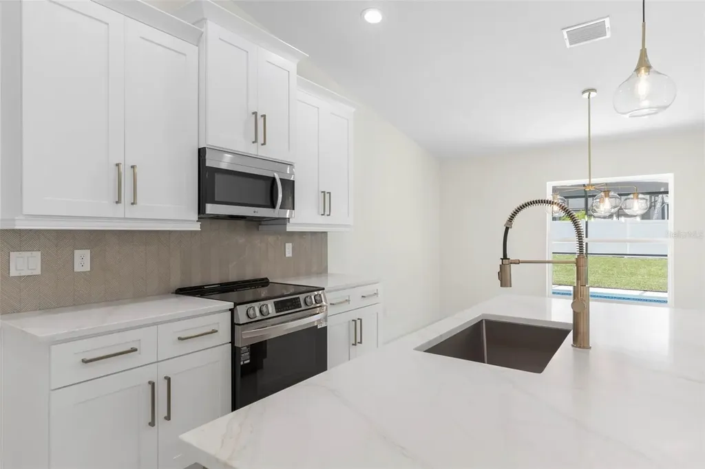 32 Federal Lane Palm Coast FL 32137