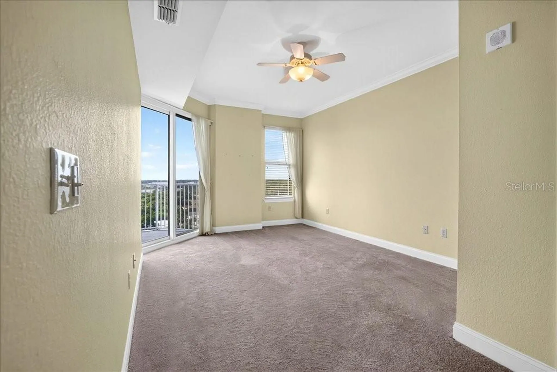 2801 S Ridgewood Avenue South Daytona FL 32119