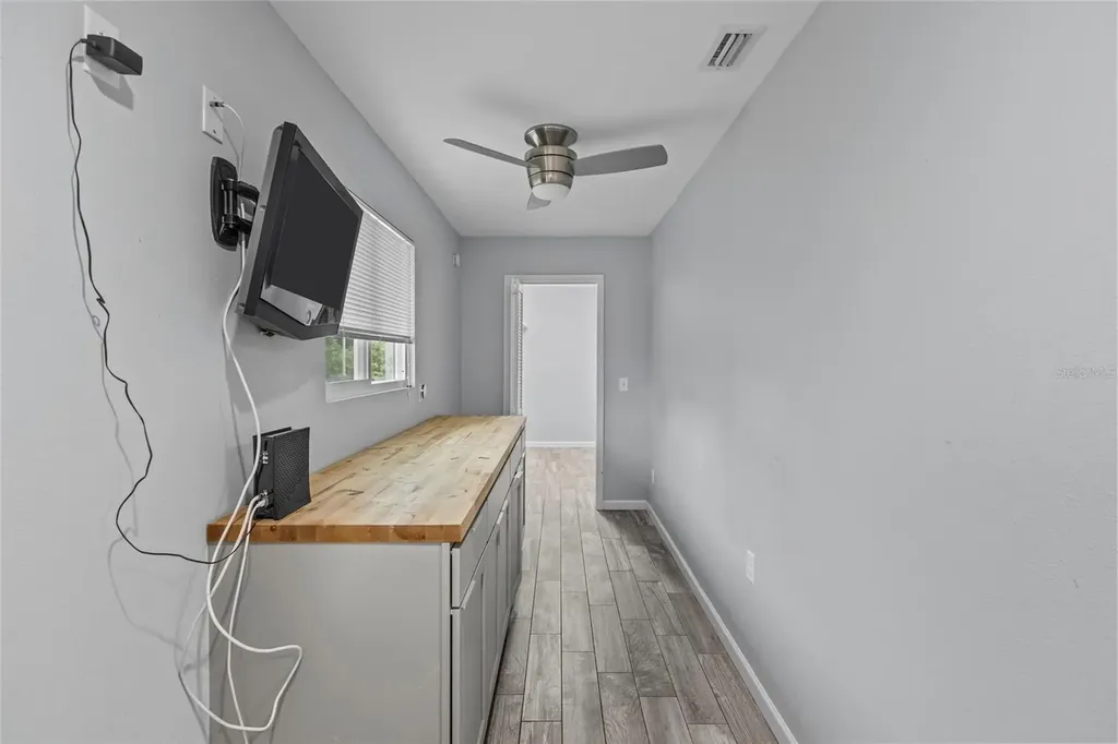 611 Leona Avenue Ellenton FL 34222