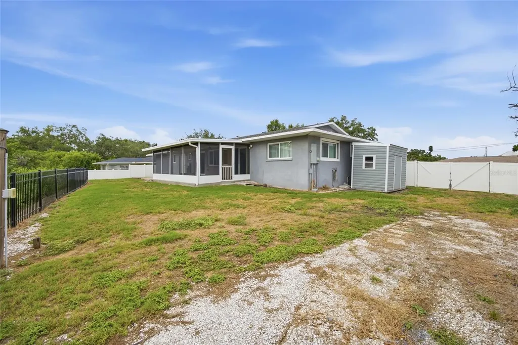 611 Leona Avenue Ellenton FL 34222