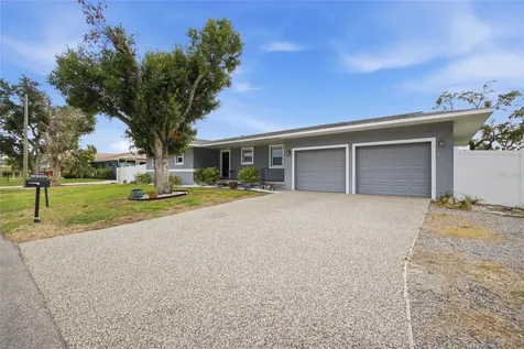 611 Leona Avenue Ellenton FL 34222
