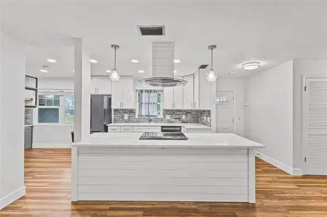 611 Leona Avenue Ellenton FL 34222