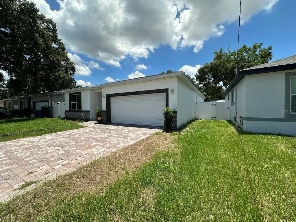 117 W Murphy Street Davenport FL 33837