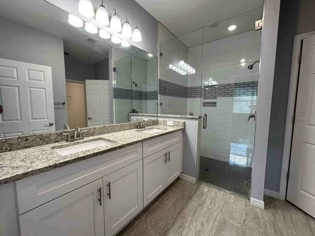 117 W Murphy Street Davenport FL 33837